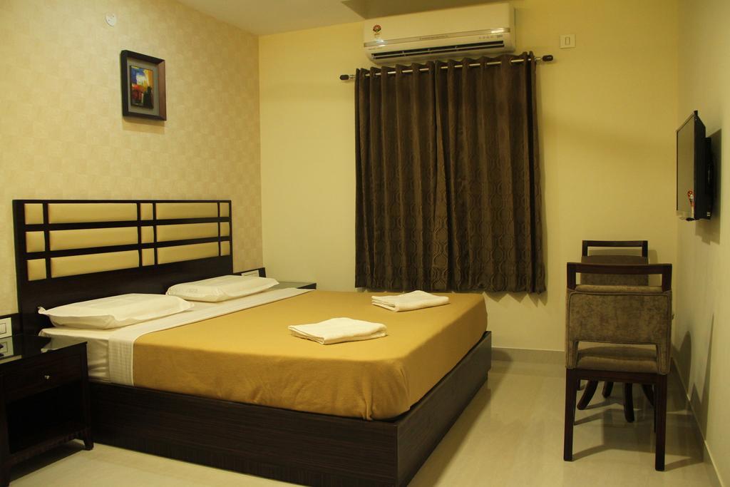 Hotel M.P Temples Inn Кумбаконам Номер фото