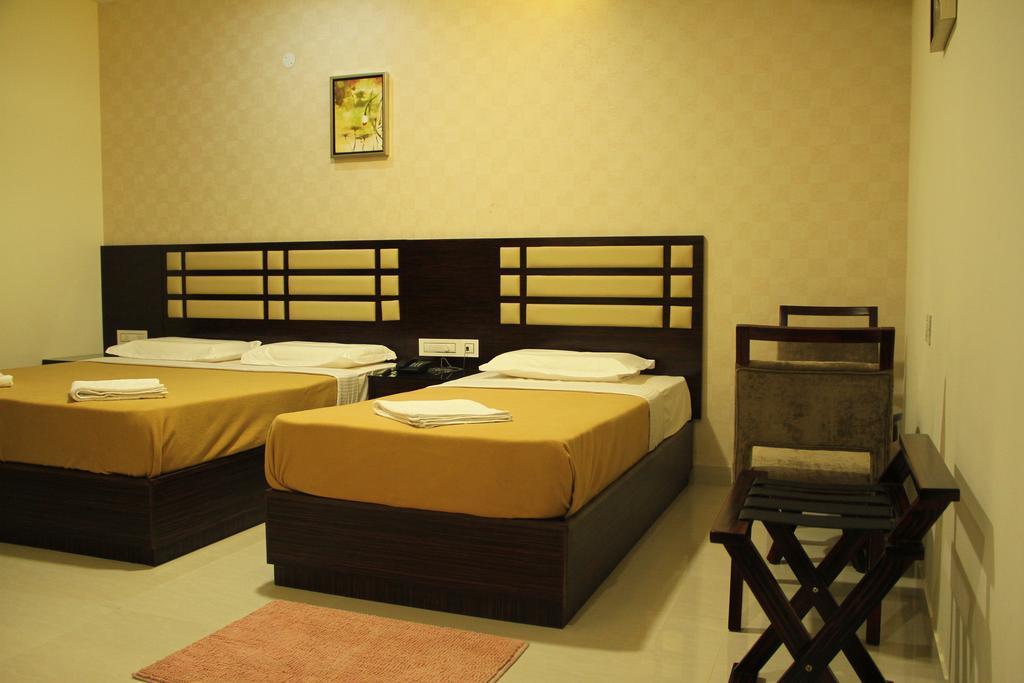 Hotel M.P Temples Inn Кумбаконам Номер фото